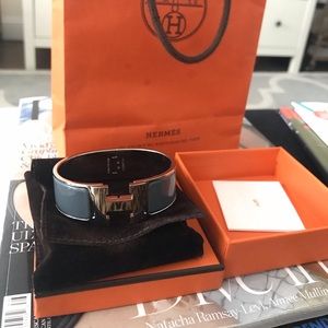 Hermès Clic Clac Bracelet in Gris & Palladium